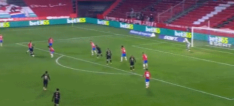 手真硬啊！孙铭徽加长三分&压哨远投两连击